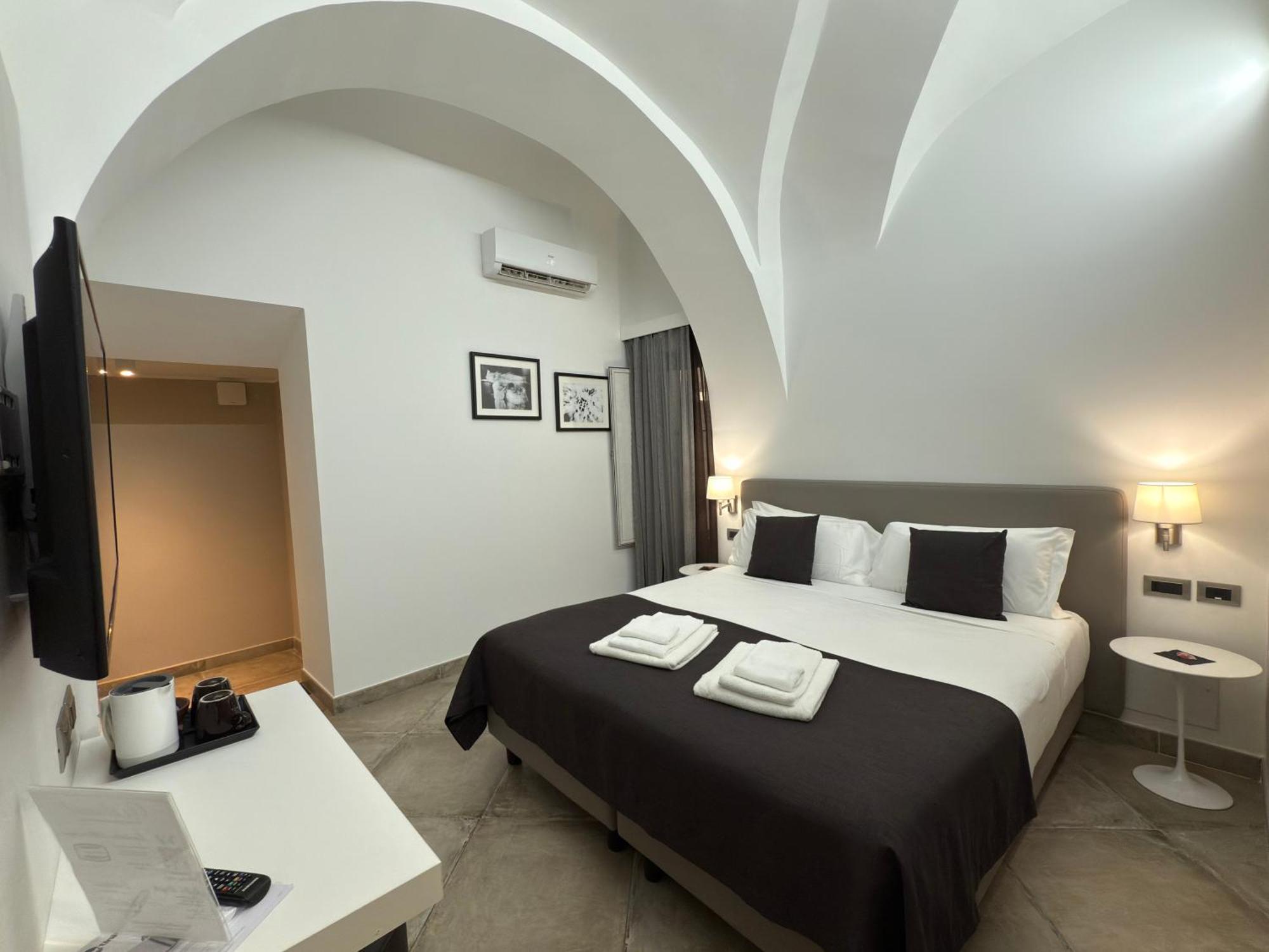 Etnea 454 Catania Luxury Rooms Екстериор снимка