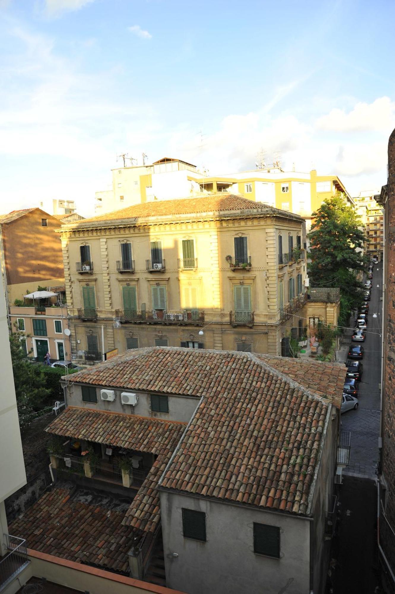 Etnea 454 Catania Luxury Rooms Екстериор снимка