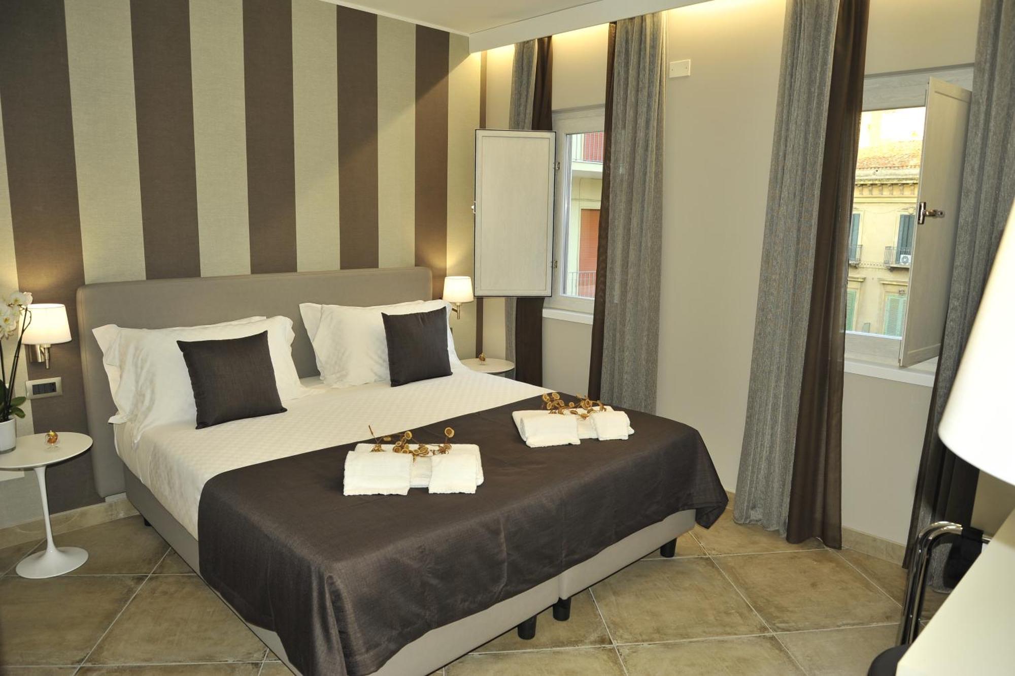 Etnea 454 Catania Luxury Rooms Екстериор снимка